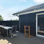 5 Star Holiday Home In Hojslev