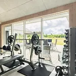 5 Star In Holiday home *