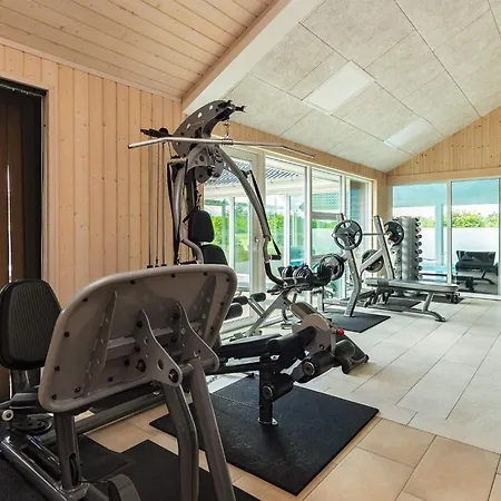 15 Person In Semesterbostad *