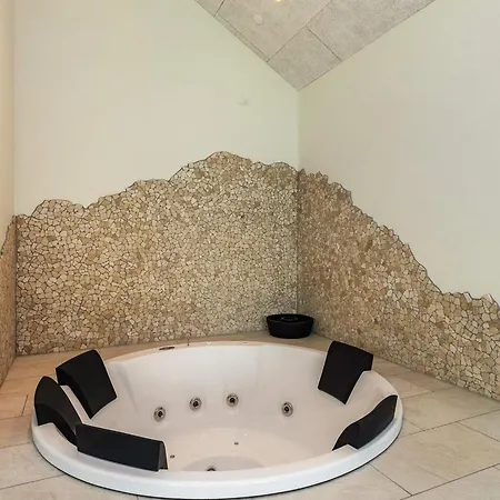 15 Person In * Højslev