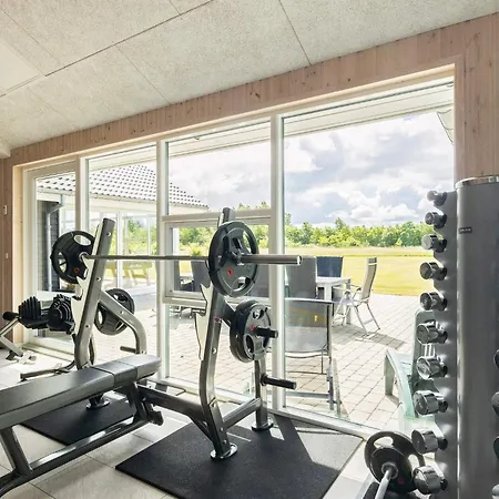 15 Person In Semesterbostad *