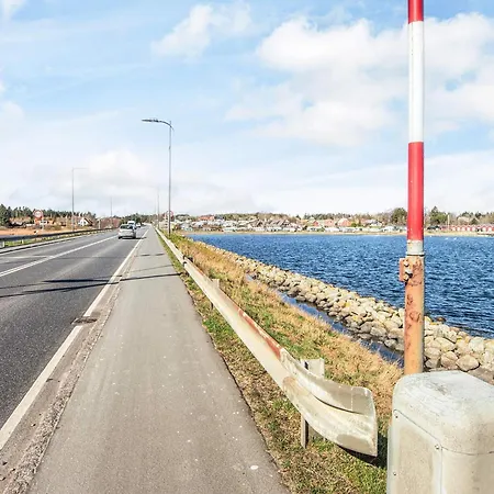 15 Person In Semesterbostad