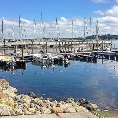 Semesterbostad 15 Person In Højslev