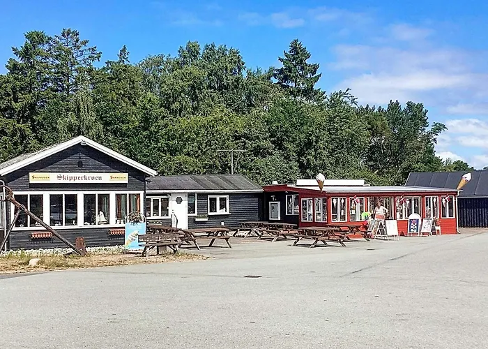 15 Person In * Højslev